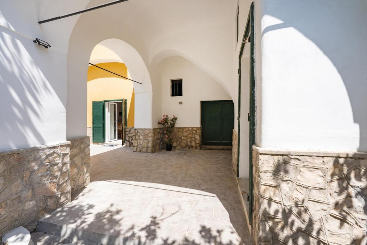 Villa Caterina B&B 普罗奇达 外观 照片