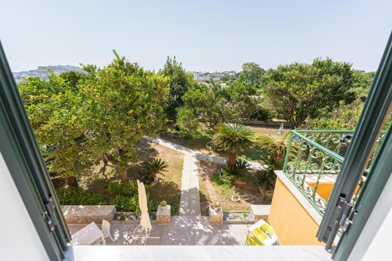 Villa Caterina B&B 普罗奇达 外观 照片