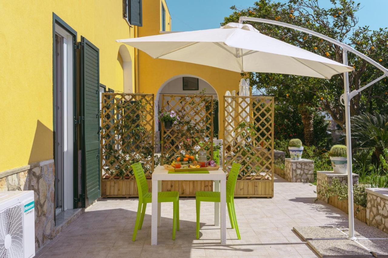 Villa Caterina B&B 普罗奇达 外观 照片